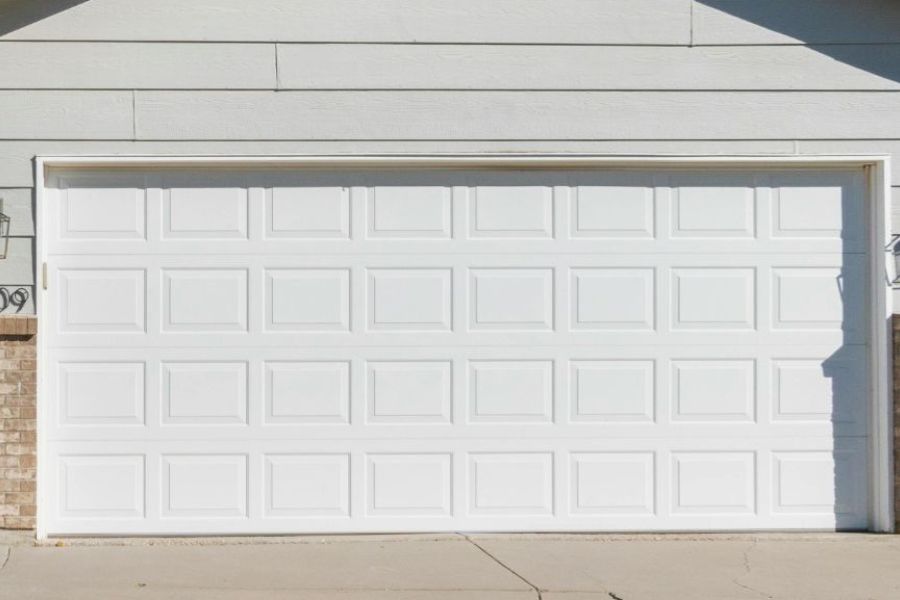 24/7 Garage Door Repairs and Installations in Bowlus, MN