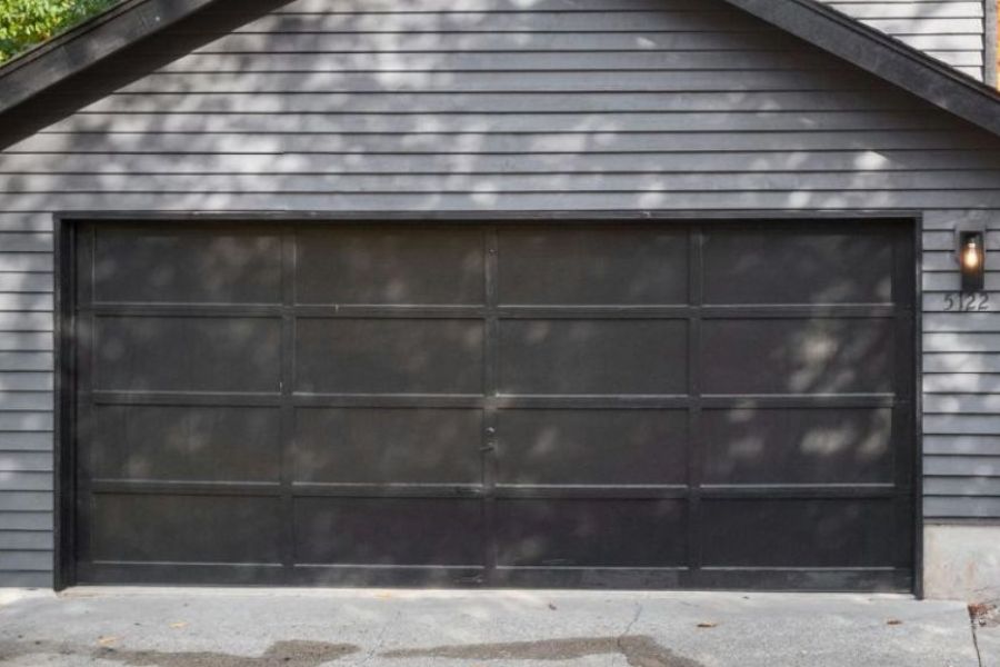 Secure, Stylish, and Reliable—Garage Door Solutions You Can Trust in Mayhew Lake