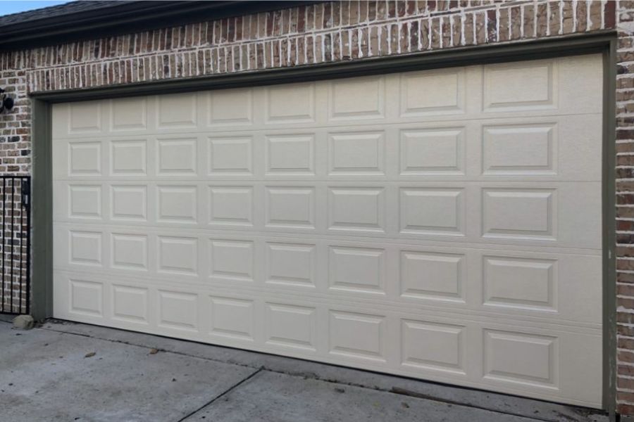 Expert Garage Door Services Tailored to Monticello’s Needs