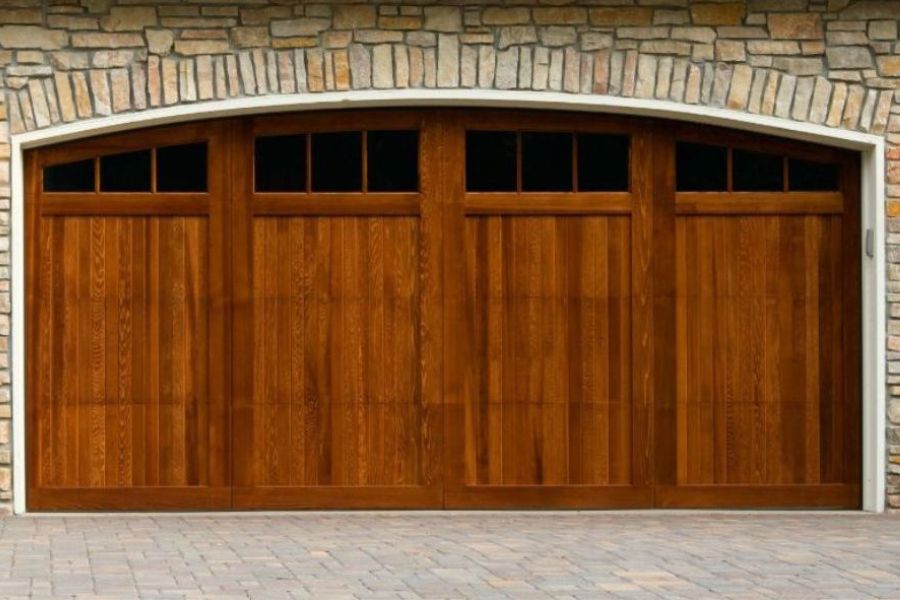 Reliable Garage Door Services Available 24/7 in Pleasant Lake, MN
