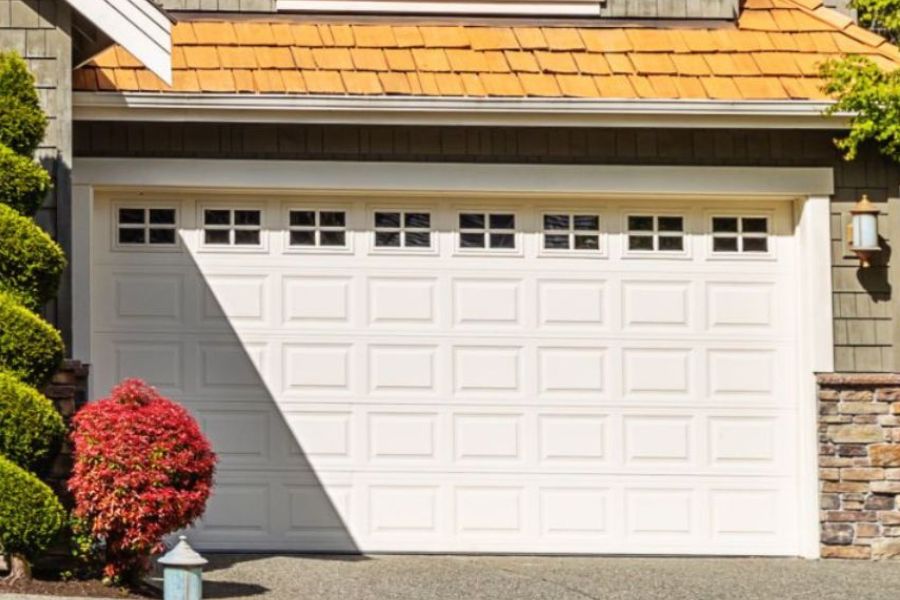 Exceptional Garage Door Repairs and Installations in Santiago