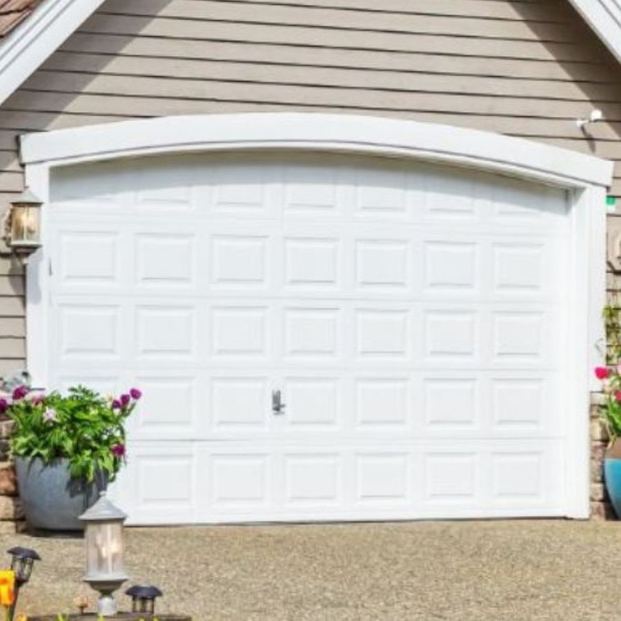 Enhancing your home’s curb appeal and functionality starts with our professional garage door installation and replacement options.
